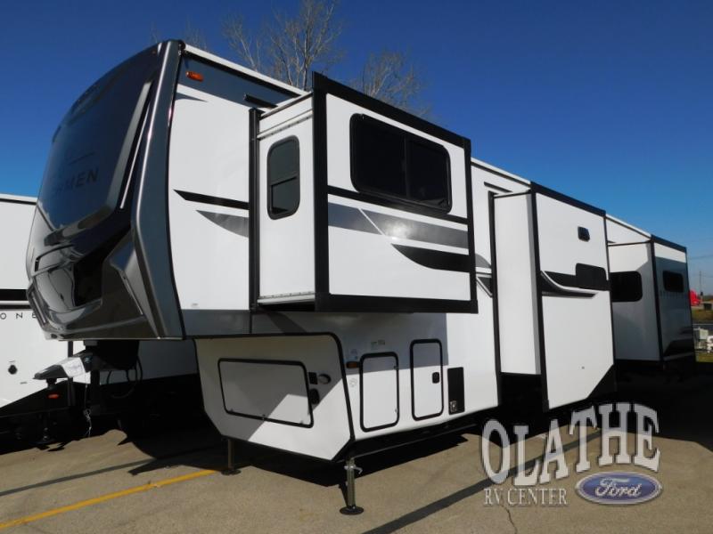 RV listing image