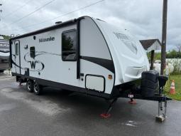 Used 2018 Winnebago Industries Towables Minnie 2250 DS Photo