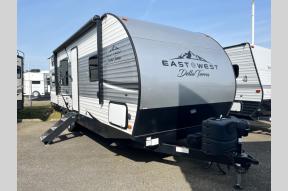 Used 2021 EAST TO WEST Della Terra 250BH Photo