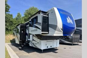 New 2024 CrossRoads RV Redwood 4200FL Photo