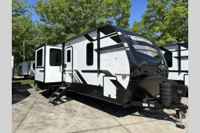 New 2025 Winnebago Voyage 3438RK Photo