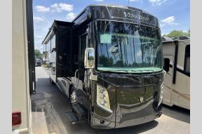 New 2023 Thor Motor Coach Venetian B42 Photo