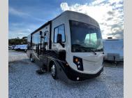 Used 2018 Fleetwood RV Pace Arrow 33D image