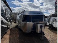Used 2022 Airstream RV Flying Cloud 27FB Twin image