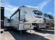 Used 2022 Forest River RV Cherokee Arctic Wolf Suite 3880 image