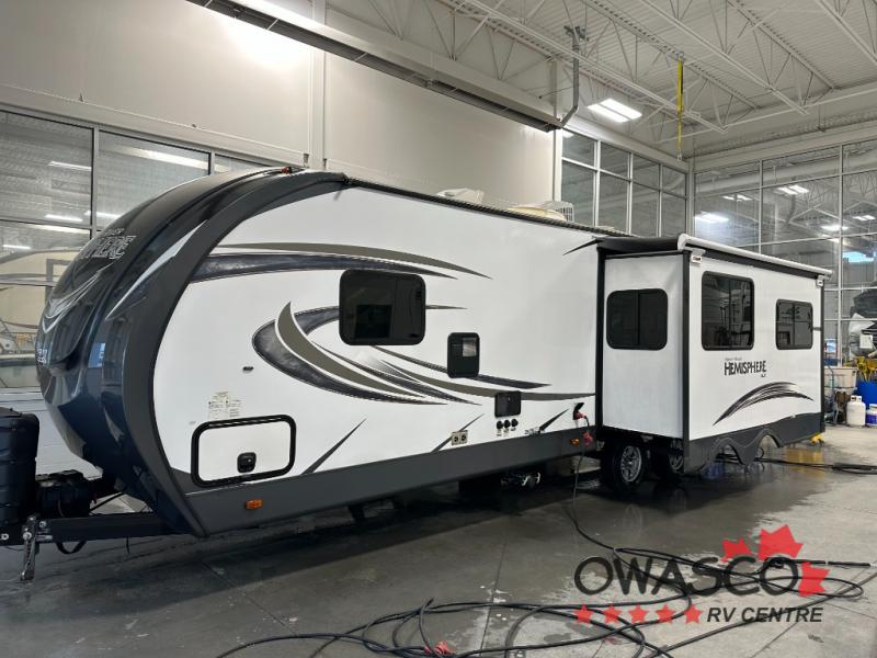 Used 2018 Forest River RV Salem Hemisphere GLX 272RL Travel Trailer at ...