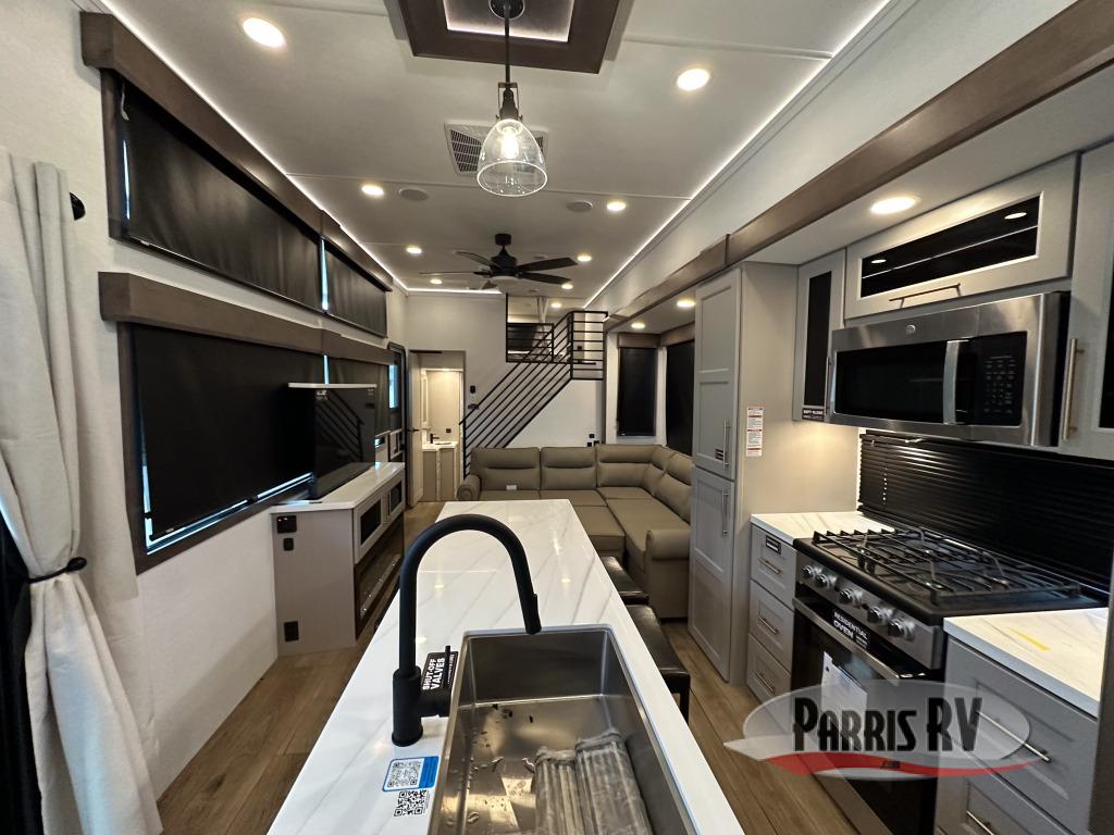RV listing image