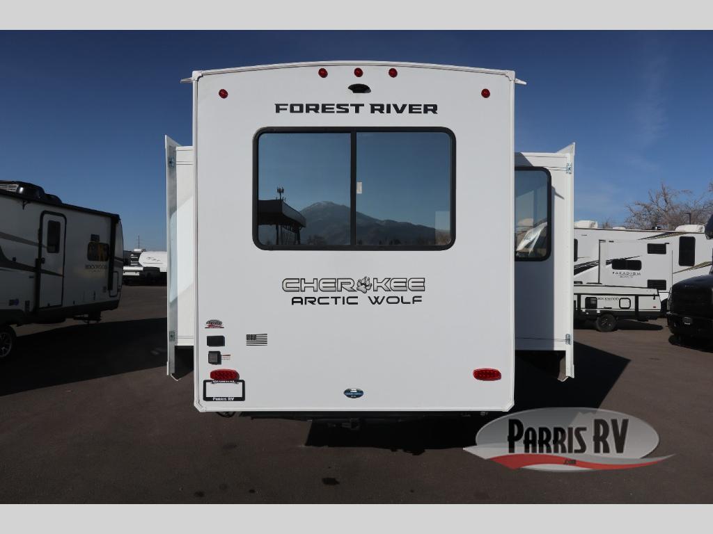 RV listing image