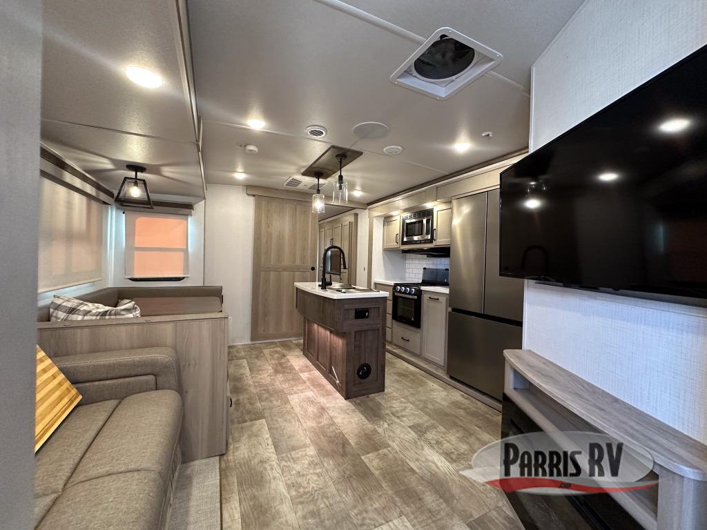 RV listing image