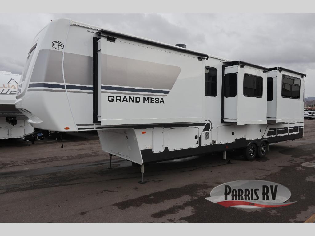 RV listing image