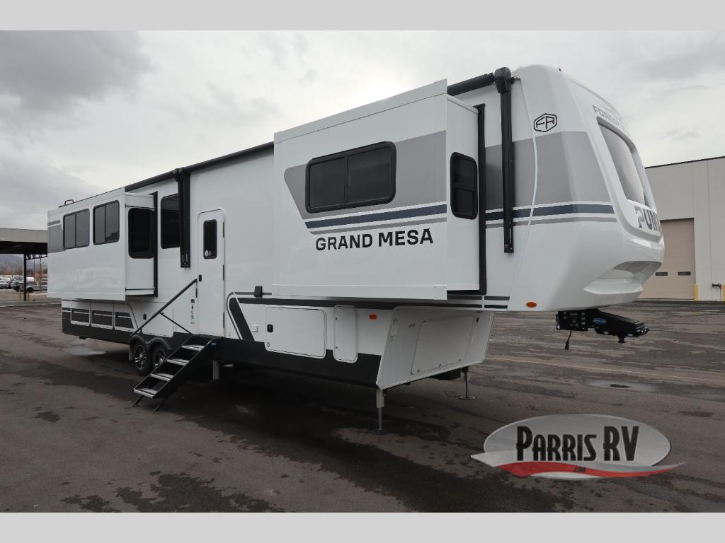 RV listing image