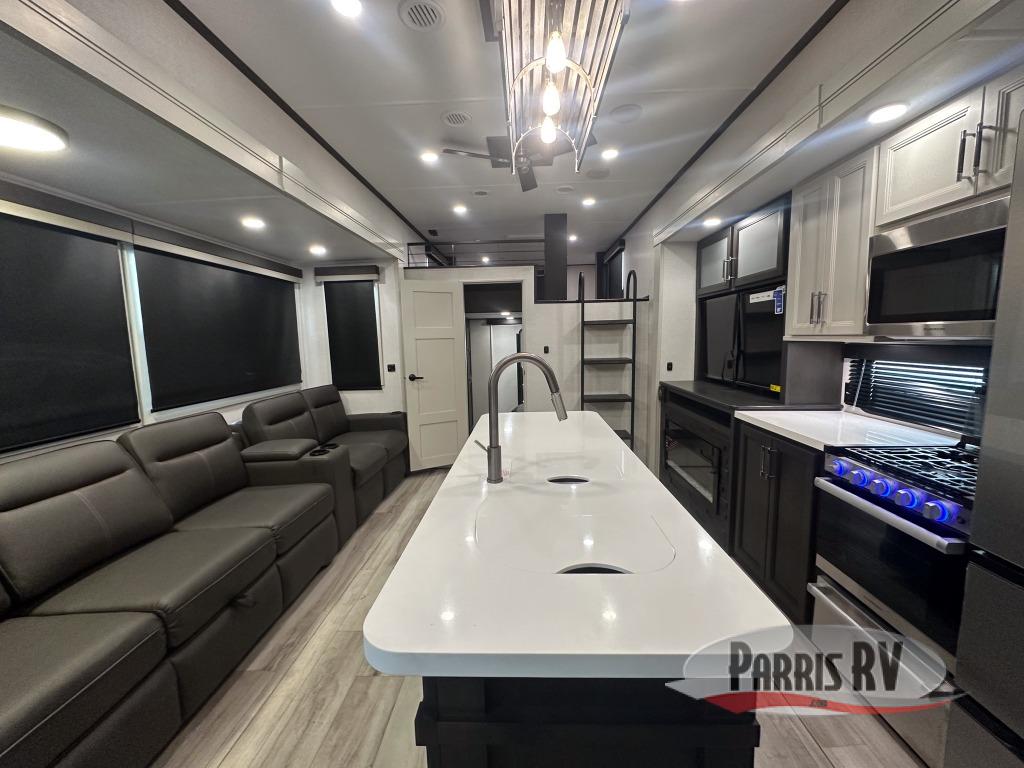 RV listing image