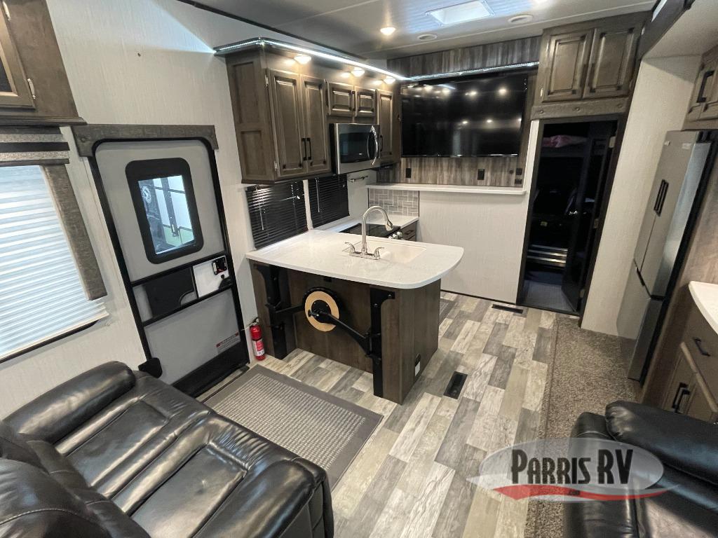 RV listing image