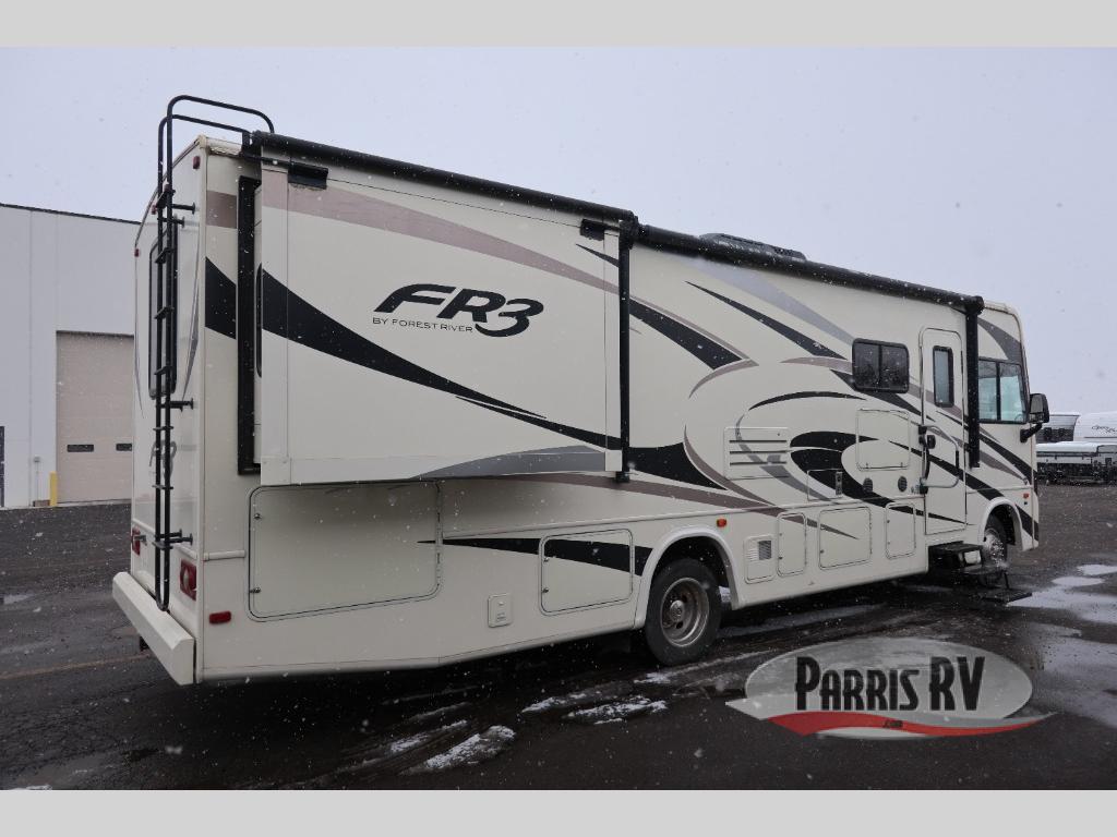 RV listing image