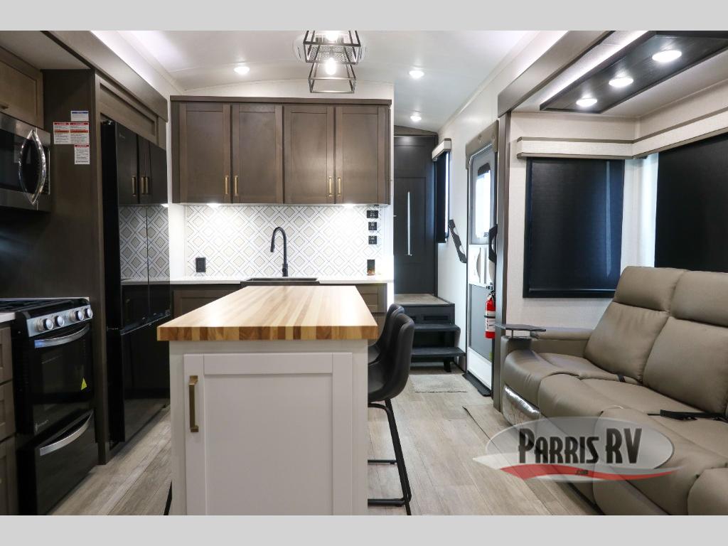 RV listing image
