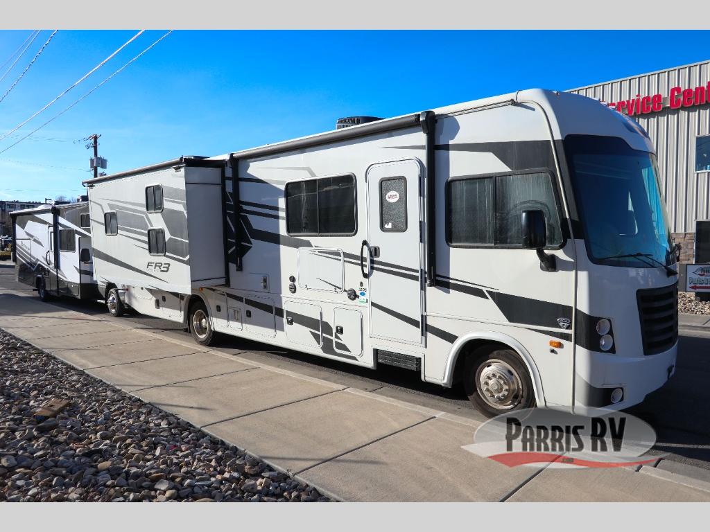RV listing image