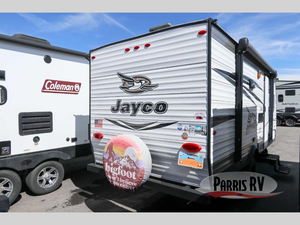 RV listing image