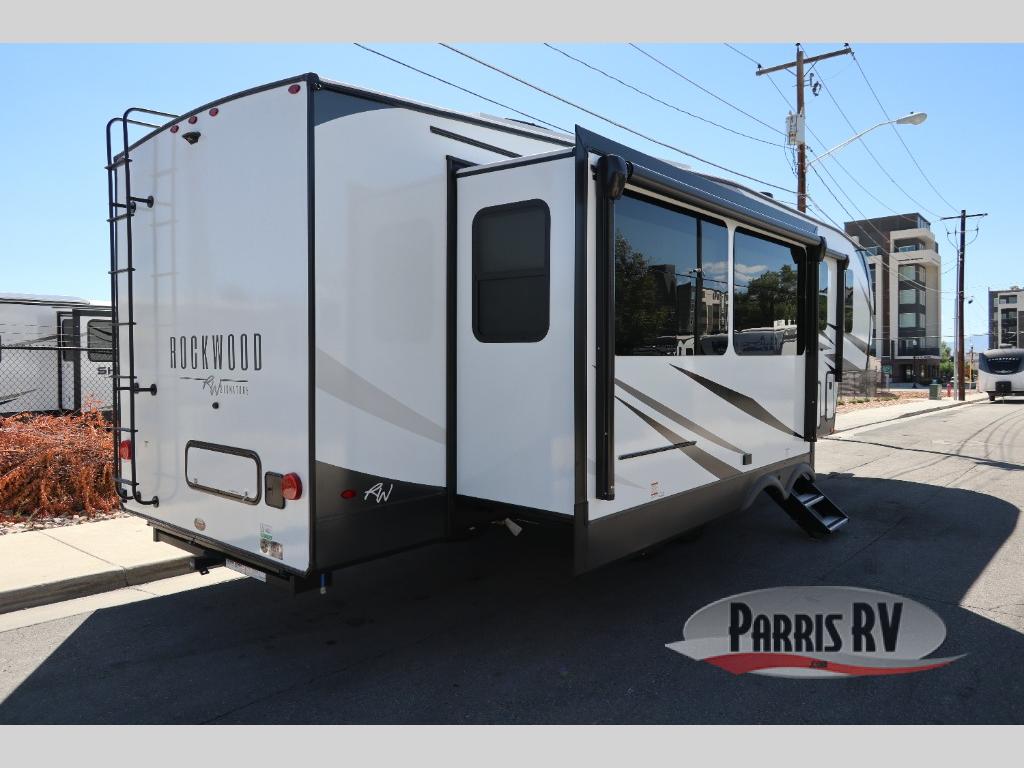 New 2024 Forest River RV Rockwood Signature 371RK Fifth Wheel at 