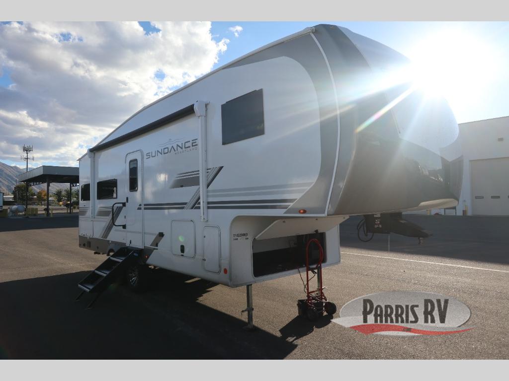 RV listing image