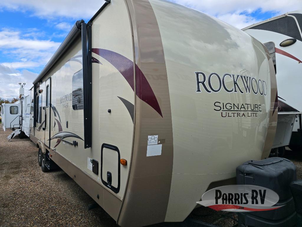 RV listing image