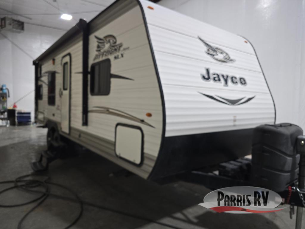 RV listing image