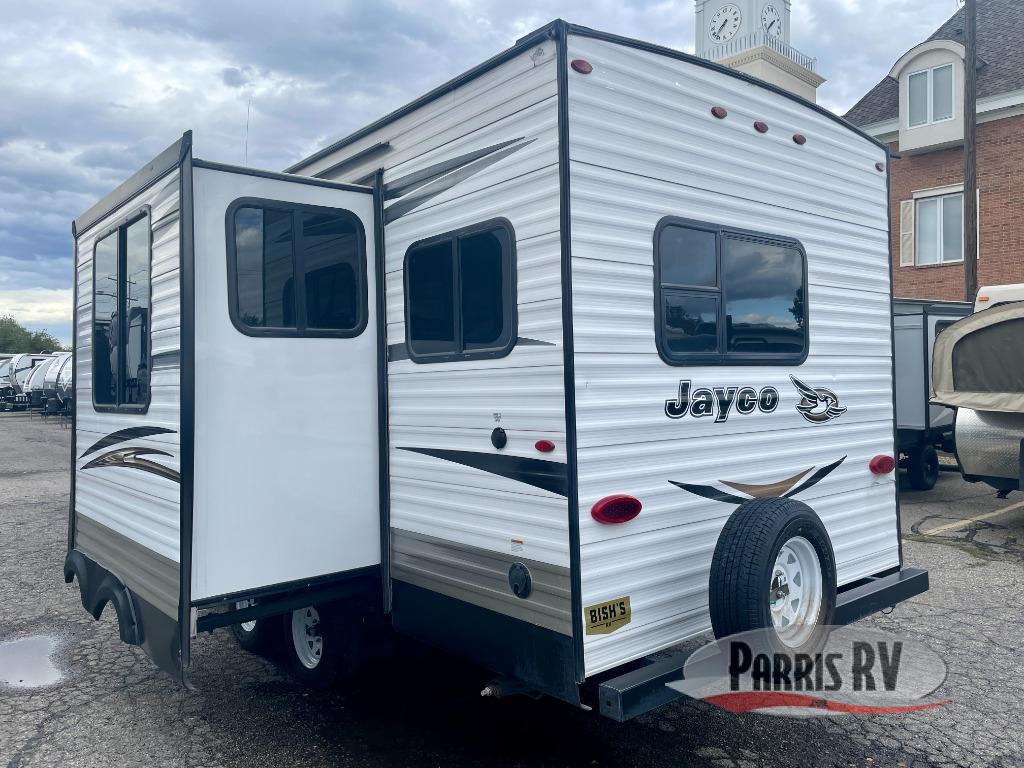 RV listing image