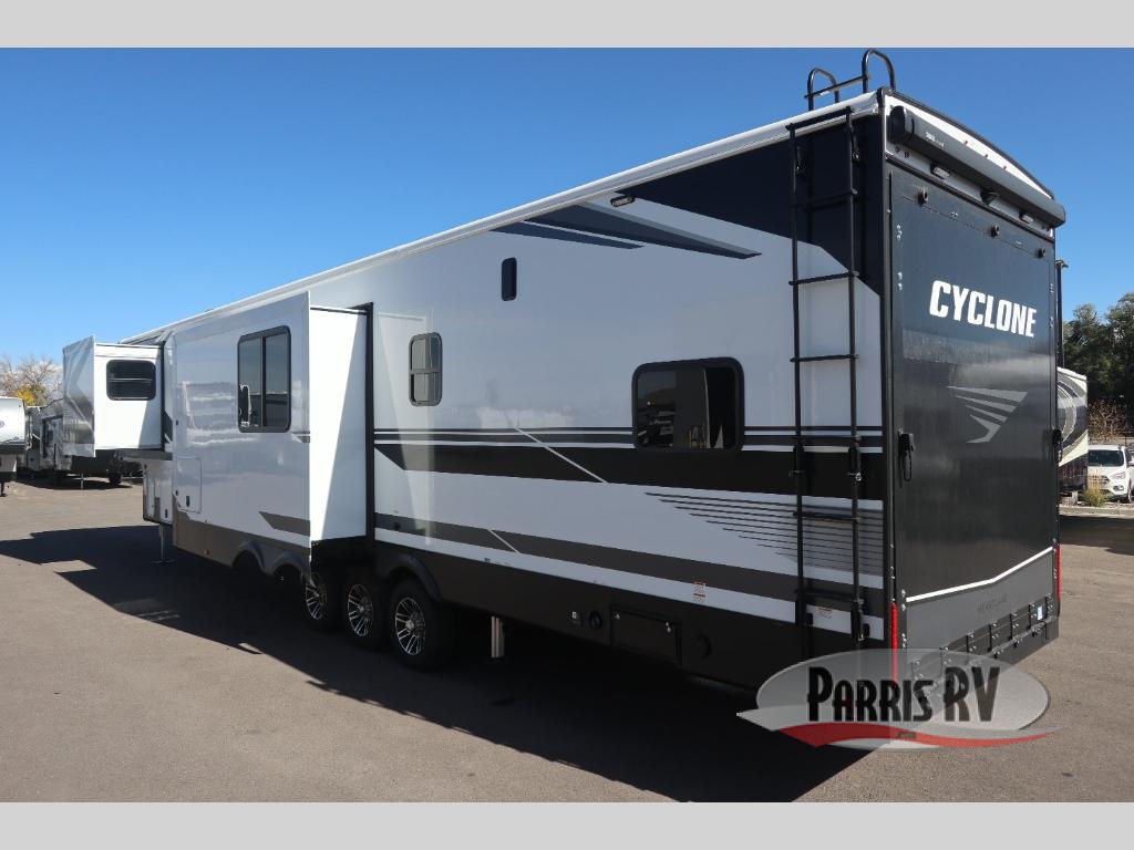 RV listing image