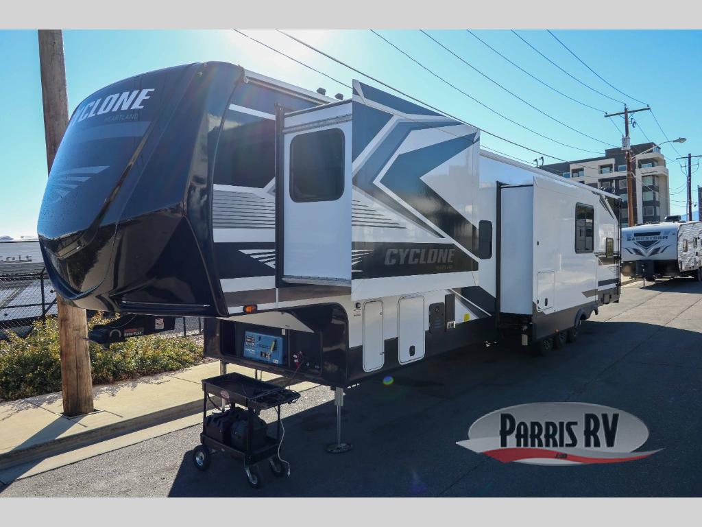 RV listing image