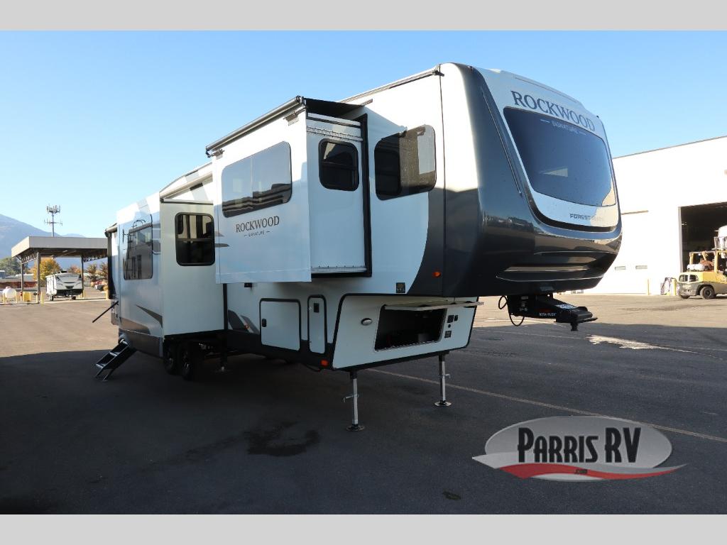 RV listing image