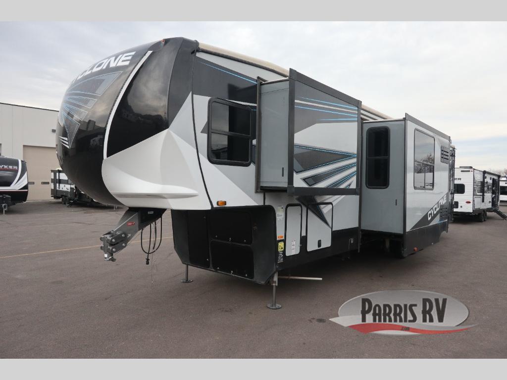 RV listing image