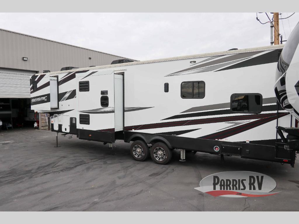 RV listing image