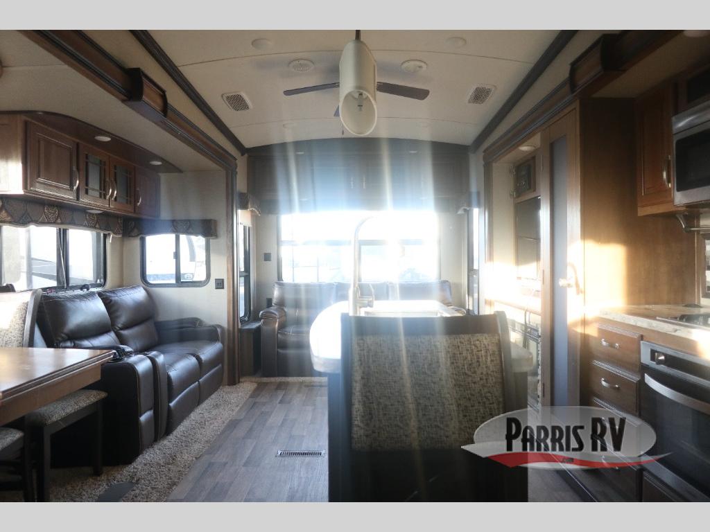 RV listing image