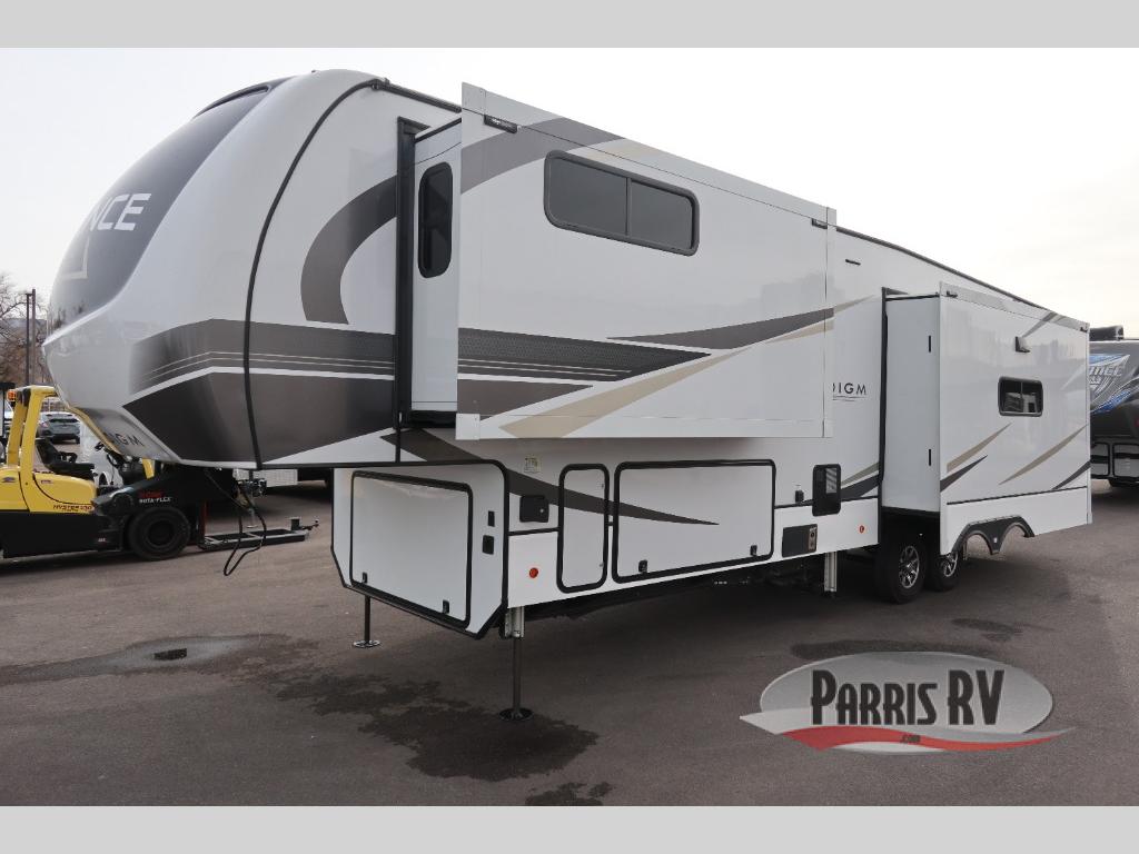 RV listing image