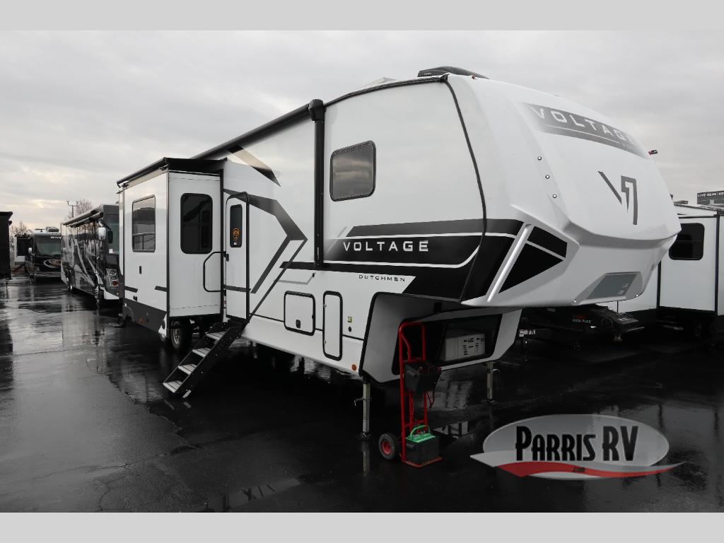 New 2025 Dutchmen RV Voltage V-Series 3850 Toy Hauler Fifth Wheel