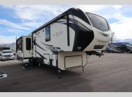 Used 2018 Keystone RV Alpine 3650RL image