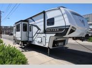 New 2025 Dutchmen RV Voltage V-Series 3600 image