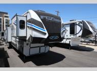 Used 2023 Keystone RV Fuzion 424 image