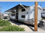 New 2026 Alliance RV Benchmark 44LFT image
