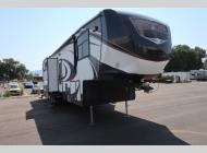 Used 2016 Heartland Edge 399 image