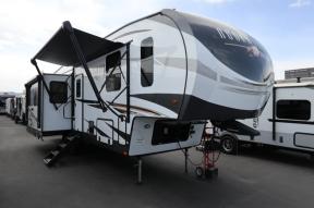 New 2022 Forest River RV Rockwood Signature Ultra Lite 8294BS Photo
