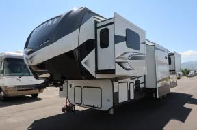 New 2024 Keystone RV Alpine 3700FL Photo