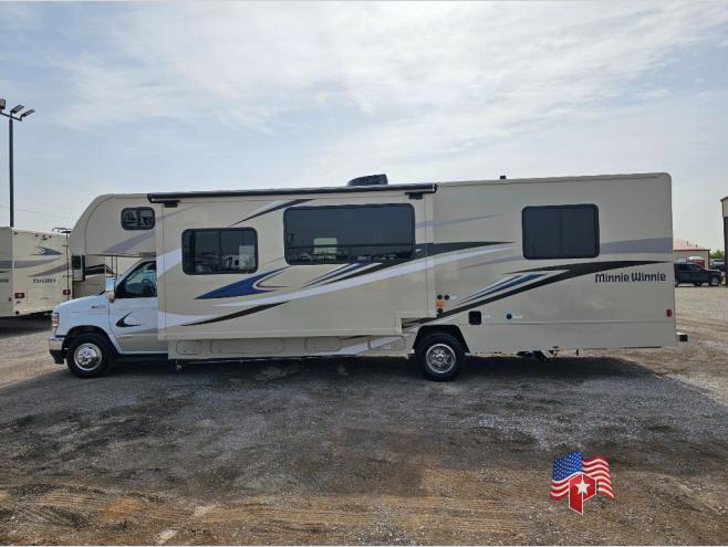 Winnebago Minnie Winnie