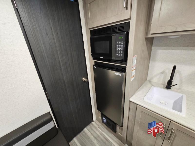 2024 Keystone RV Springdale Classic Mini 1700FQ 12