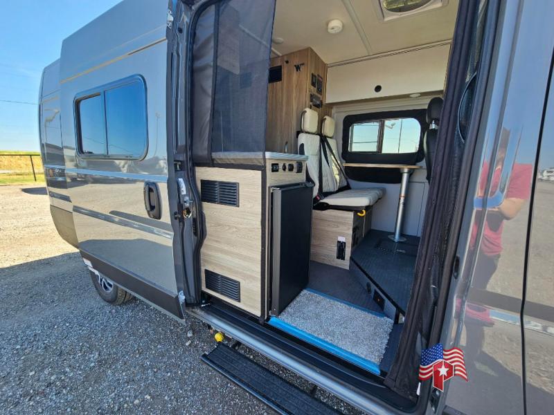 2025 Winnebago Solis 59PX 4