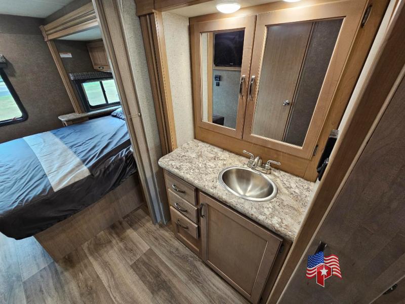 2020 Thor Motor Coach Four Winds 31B 28