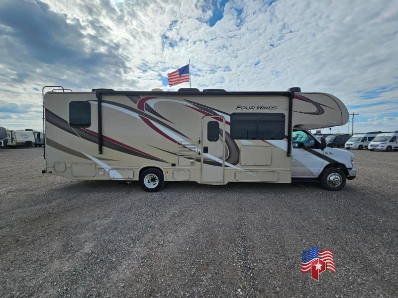 2020 Thor Motor Coach Four Winds 31B 3