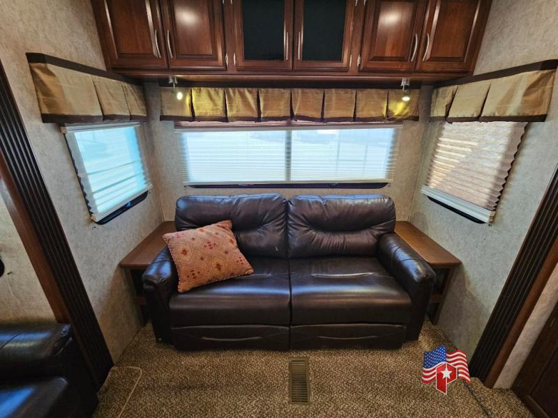 2016 Prime Time RV Sanibel 3601 18