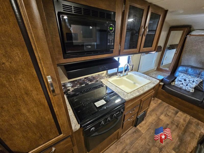 2017 Forest River RV Salem Cruise Lite 201BHXL 17