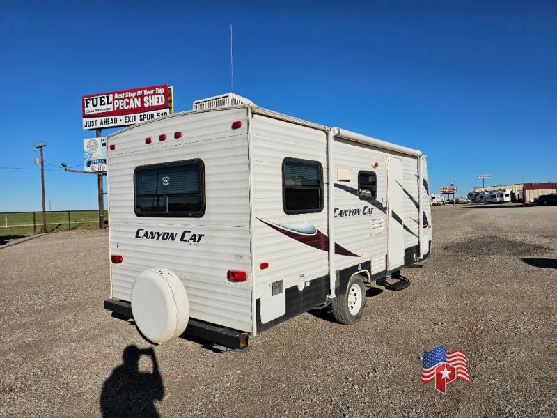 2014 Palomino Canyon Cat 17RDC 4