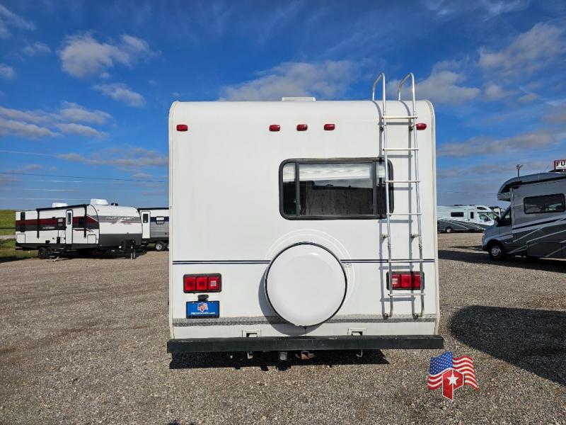 2001 Coachmen RV CATALINA 240WB 4